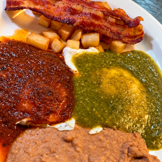 Huevos Divorciados