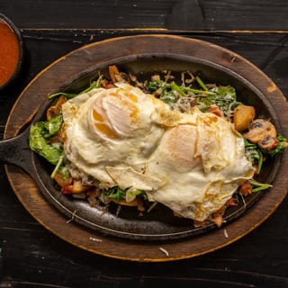 Los Pinos Breakfast Skillet